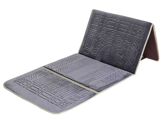 FOLDABLE ISLAMIC PRAYER MAT